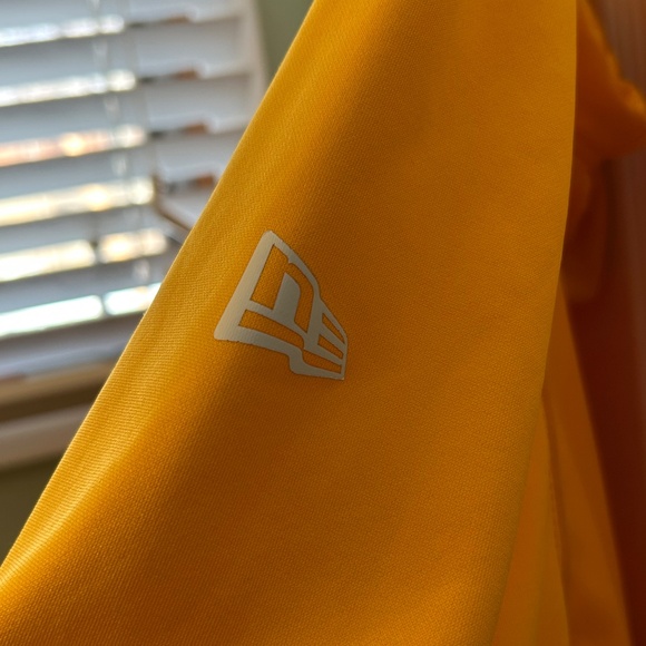 Men's New Era NFL Steelers Hooded Sweatshirt - Size Large - Picture 3 of 9